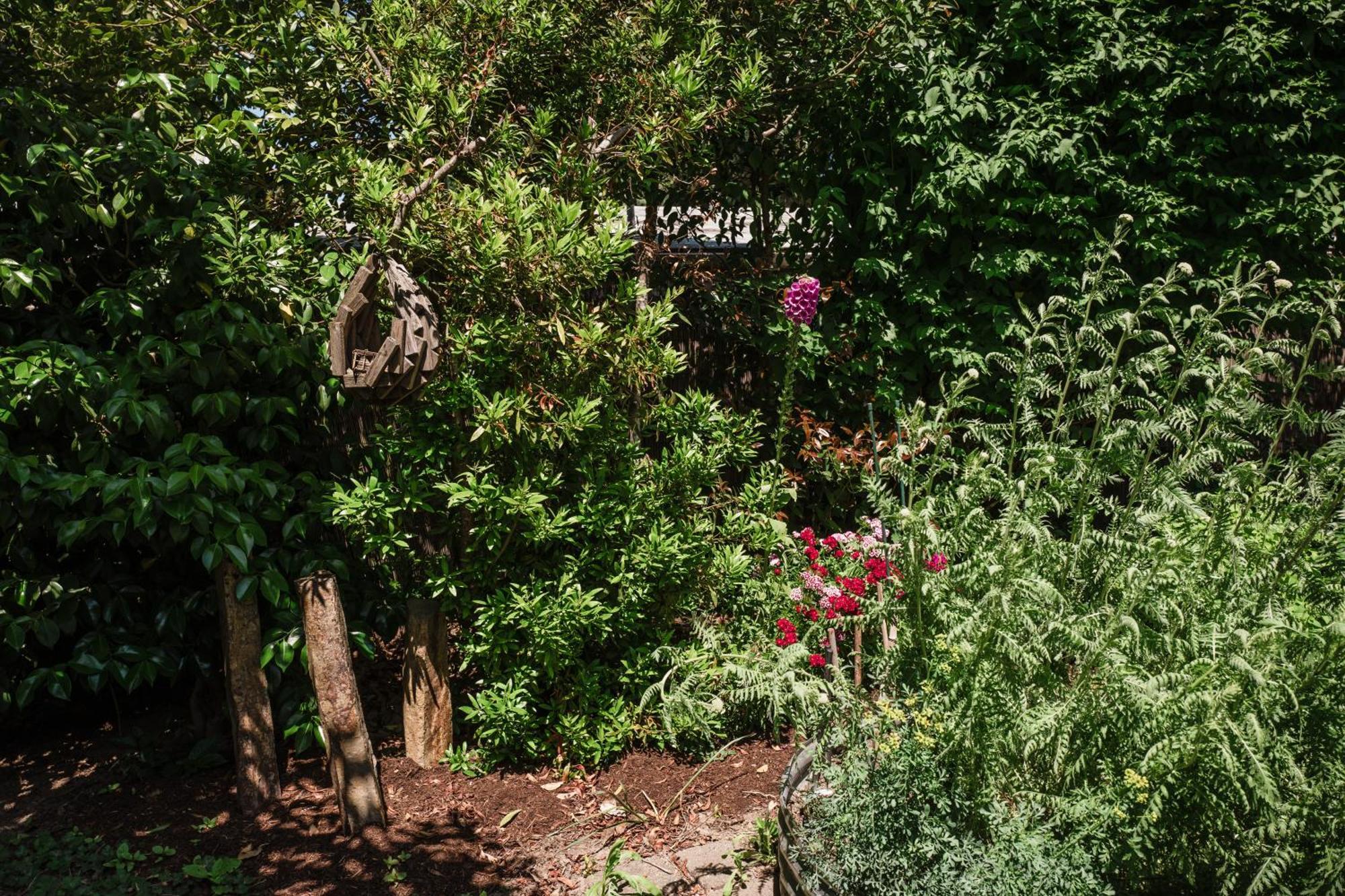 Southeast Portland Comfy & Eclectic Craftsman Home Eksteriør billede